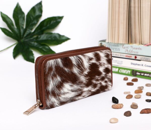 Original leather Long wallet with Zip by Hideorzo